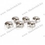 Round studs 9mm